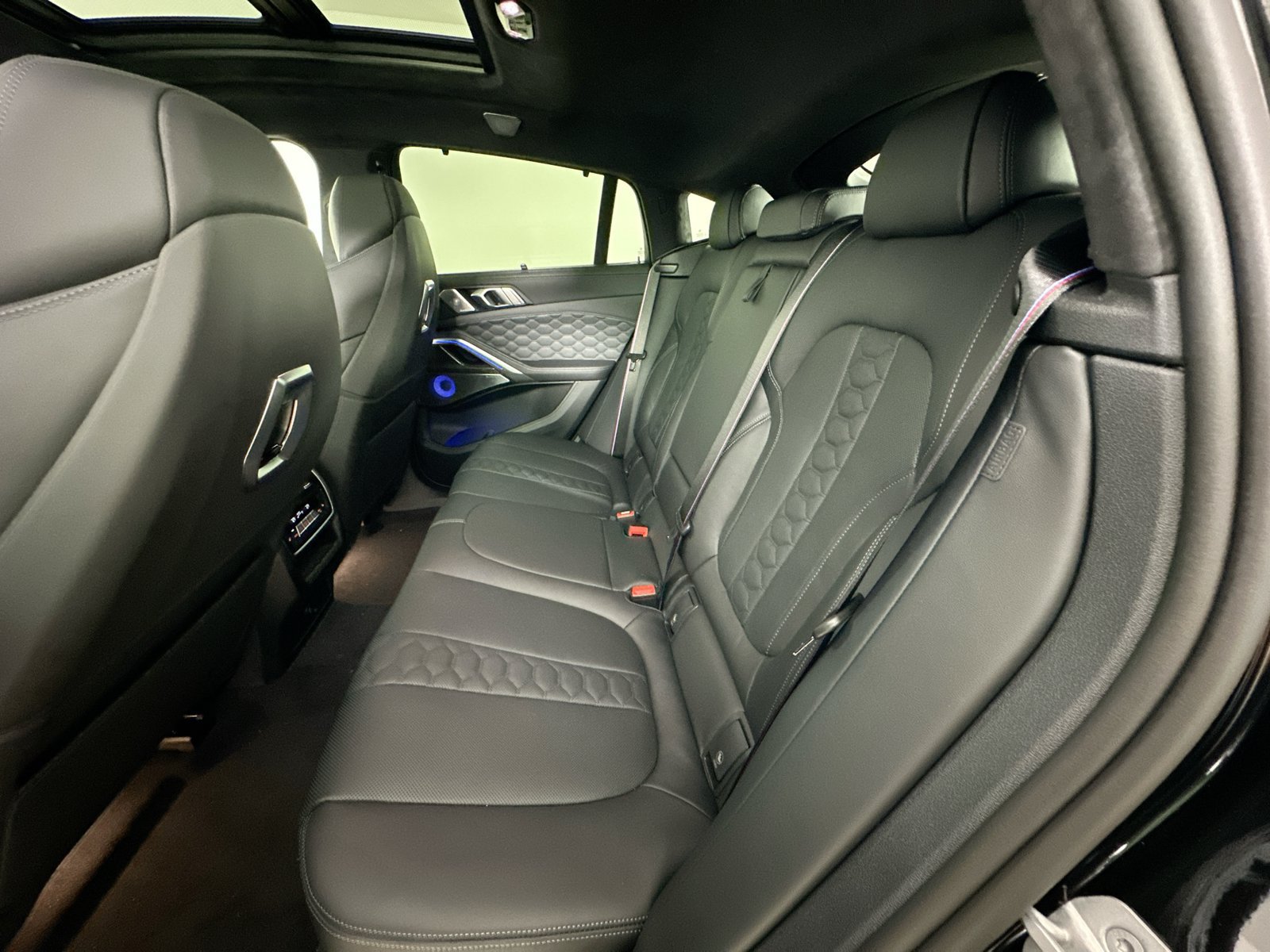 New 2027 BMW X6 M Competition AWD/4WD image 39