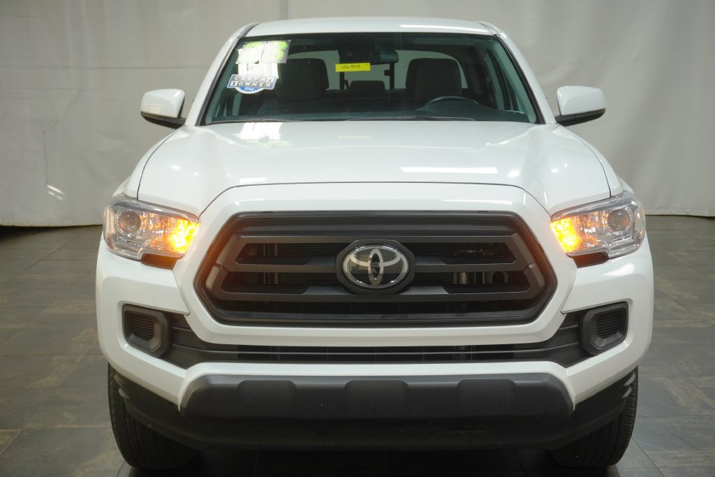 Used 2023 Toyota Tacoma SR AWD/4WD image 8