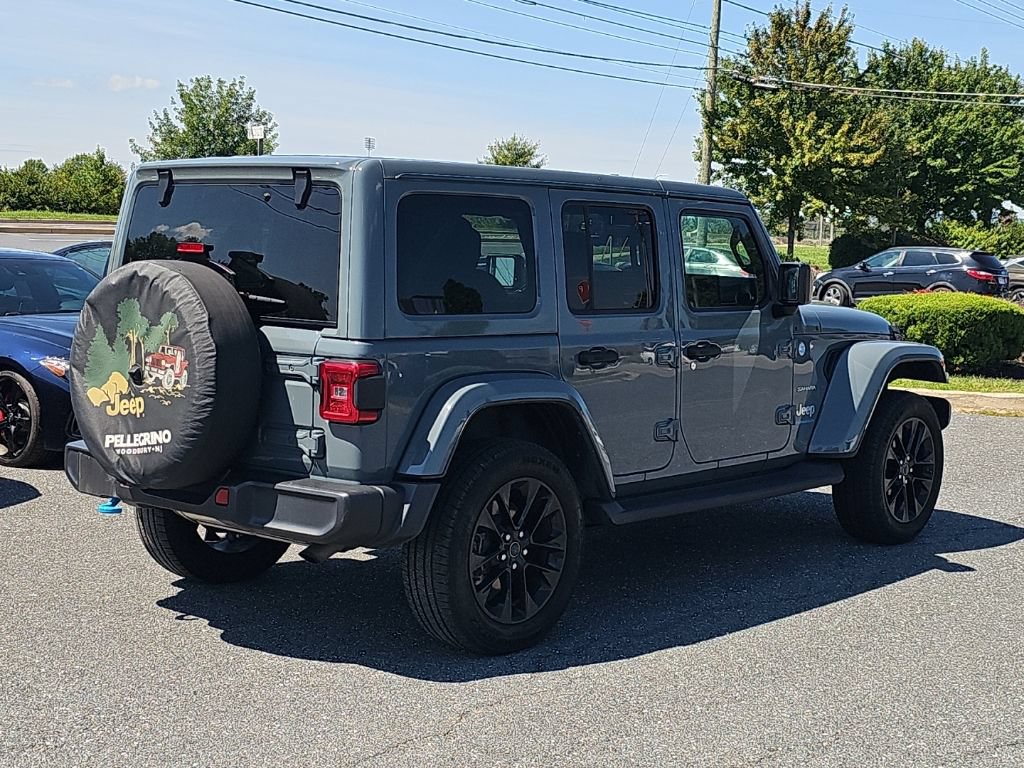 Used 2024 Jeep Wrangler Unlimited Sahara w/ Technology Group AWD/4WD image 13