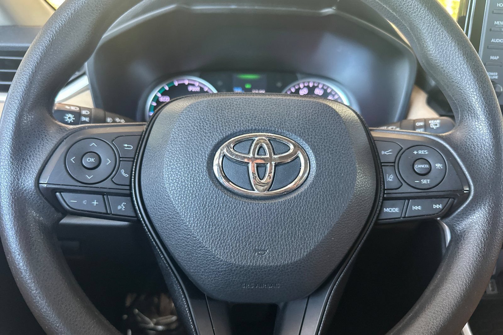 Certified 2021 Toyota RAV4 XLE AWD/4WD image 27