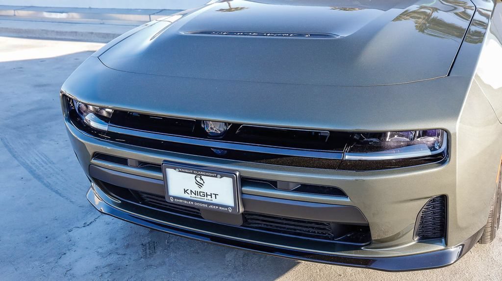 New 2026 Dodge Charger R/T w/ Blacktop Package AWD/4WD image 6