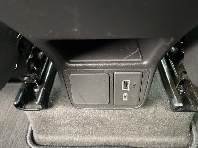 Used 2020 Buick Encore GX Preferred w/ Cold Weather Comfort Package image 23