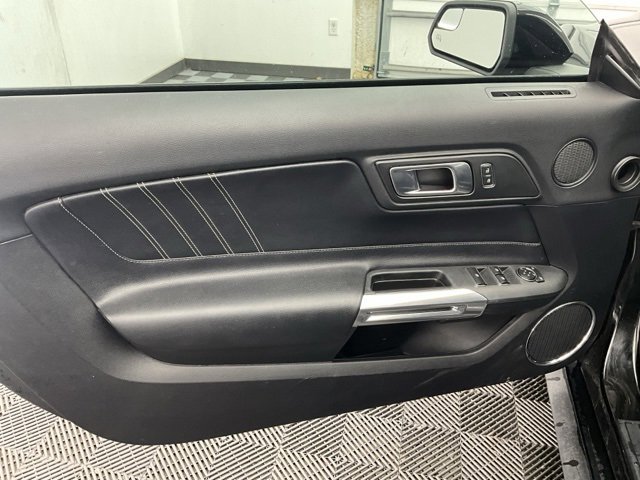 Used 2018 Ford Mustang GT Premium image 12