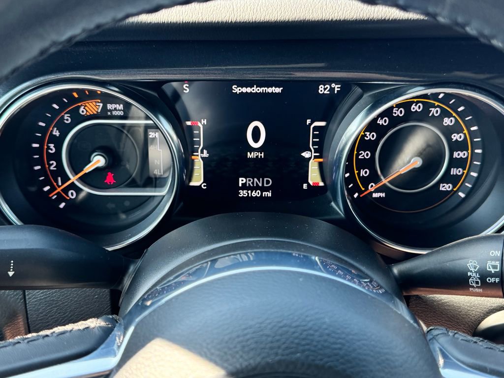 Used 2023 Jeep Wrangler Unlimited Sahara AWD/4WD image 22
