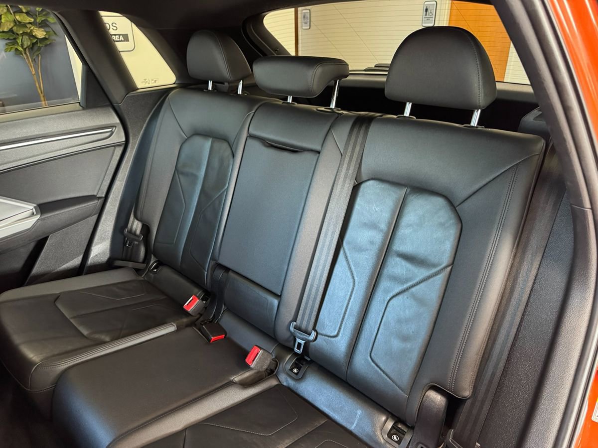 Used 2020 Audi Q3 2.0T Premium AWD/4WD image 44