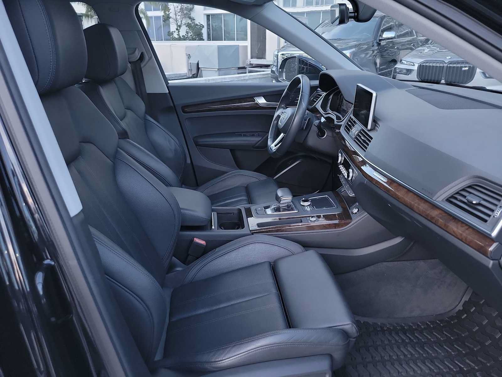 Used 2020 Audi Q5 2.0T Premium Plus w/ Premium Plus Package AWD/4WD image 22