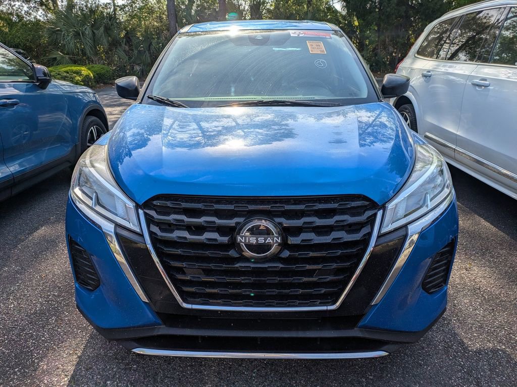 Used 2022 Nissan Kicks S FWD image 5