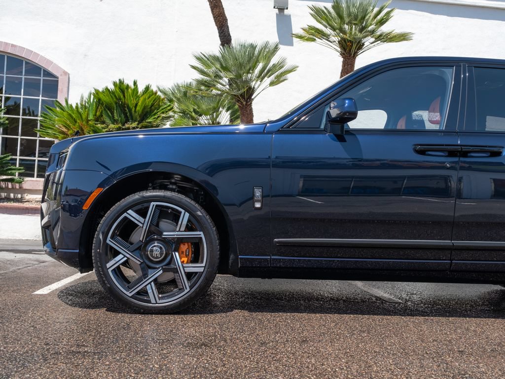 New 2027 Rolls-Royce Cullinan Black Badge AWD/4WD image 13