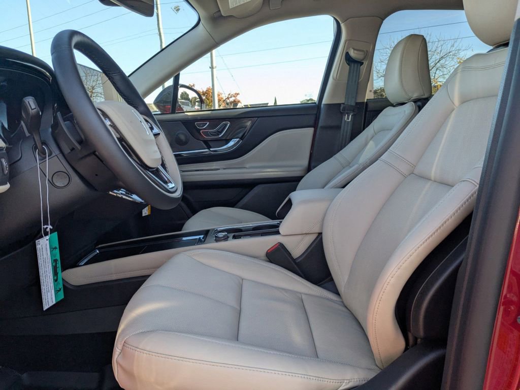 New 2026 Lincoln Corsair Grand Touring image 21