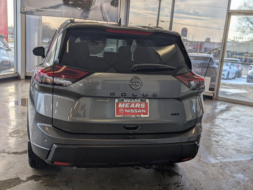 New 2026 Nissan Rogue SV image 5