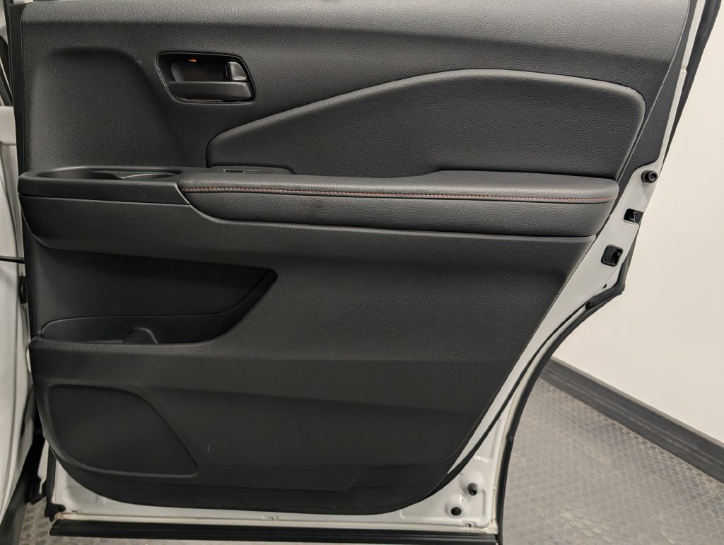 Certified 2024 Honda Passport TrailSport image 25