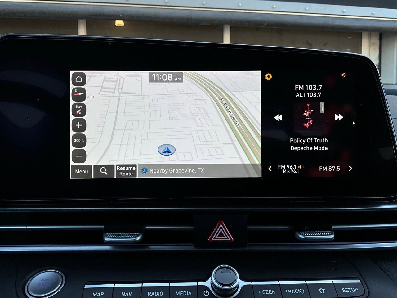 Used 2025 Hyundai Elantra Limited image 33