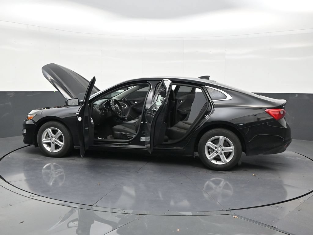 Used 2024 Chevrolet Malibu LS FWD image 30
