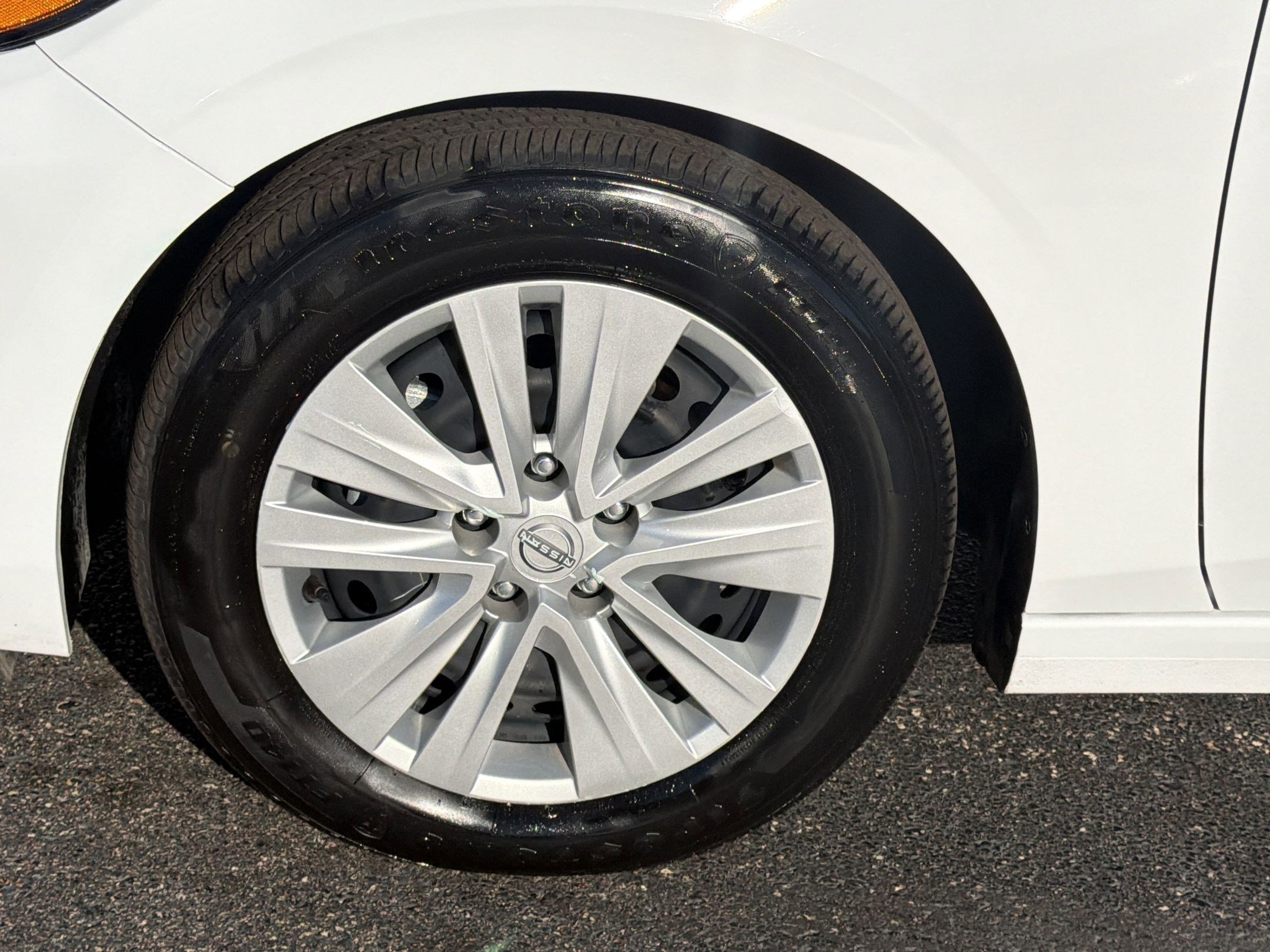 Used 2025 Nissan Sentra S image 12