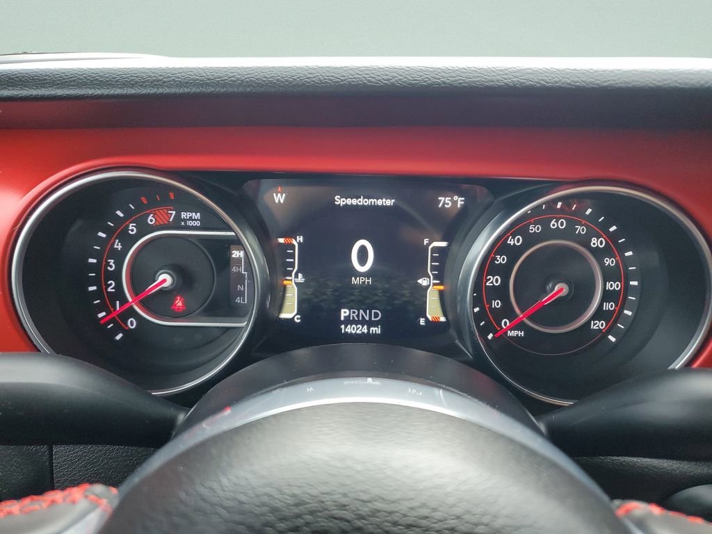 Used 2022 Jeep Wrangler Unlimited Rubicon AWD/4WD image 23