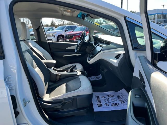 Used 2020 Chevrolet Bolt Premier w/ Infotainment Package image 24