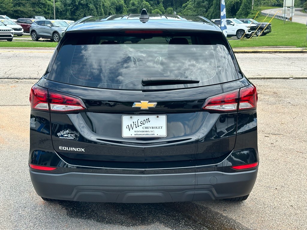 Used 2023 Chevrolet Equinox LS FWD image 3