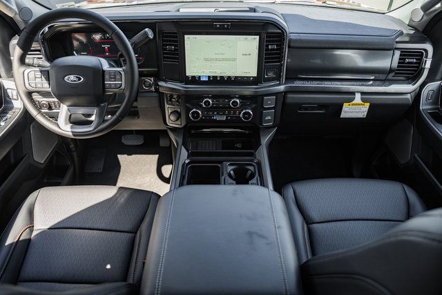New 2026 Ford F250 Lariat w/ FX4 Off-Road Package image 24