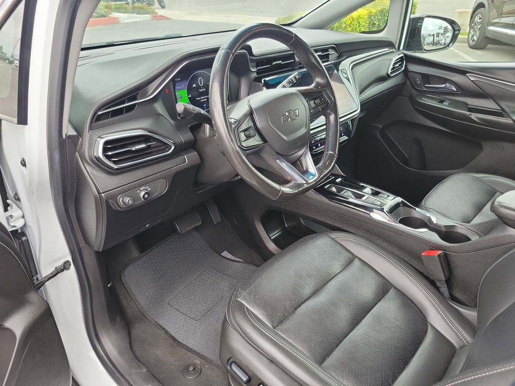 Used 2023 Chevrolet Bolt LT image 16