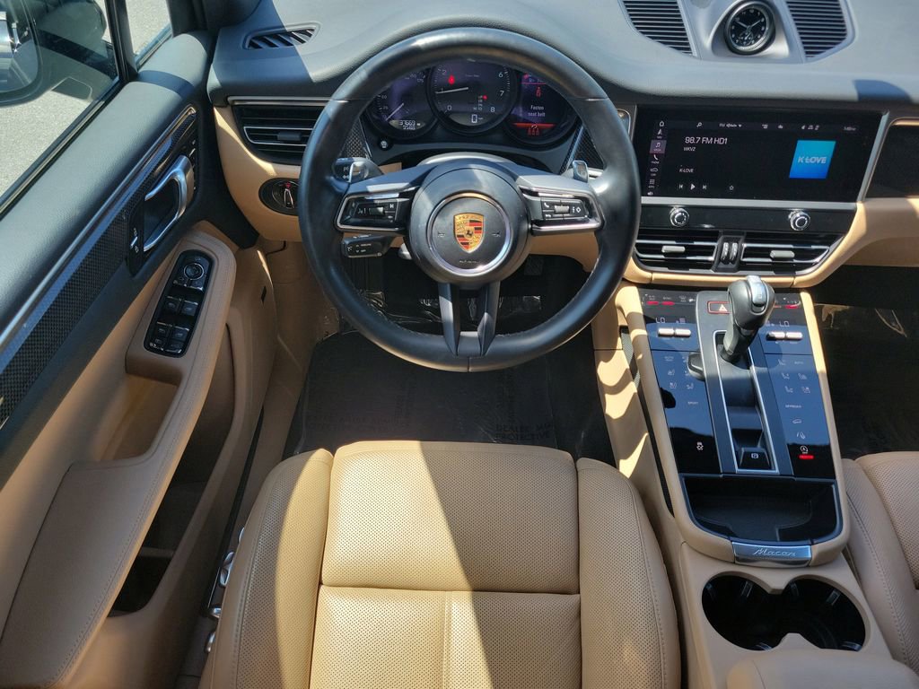 Certified 2022 Porsche Macan image 21