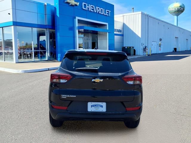 New 2026 Chevrolet TrailBlazer LS w/ LS Convenience Package AWD/4WD image 4