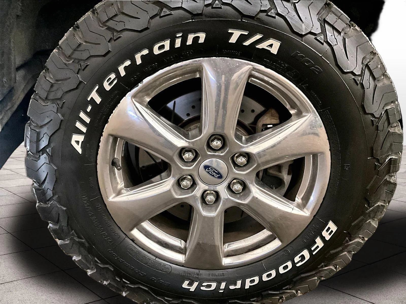 Used 2019 Ford F150 XLT w/ XTR Package image 9