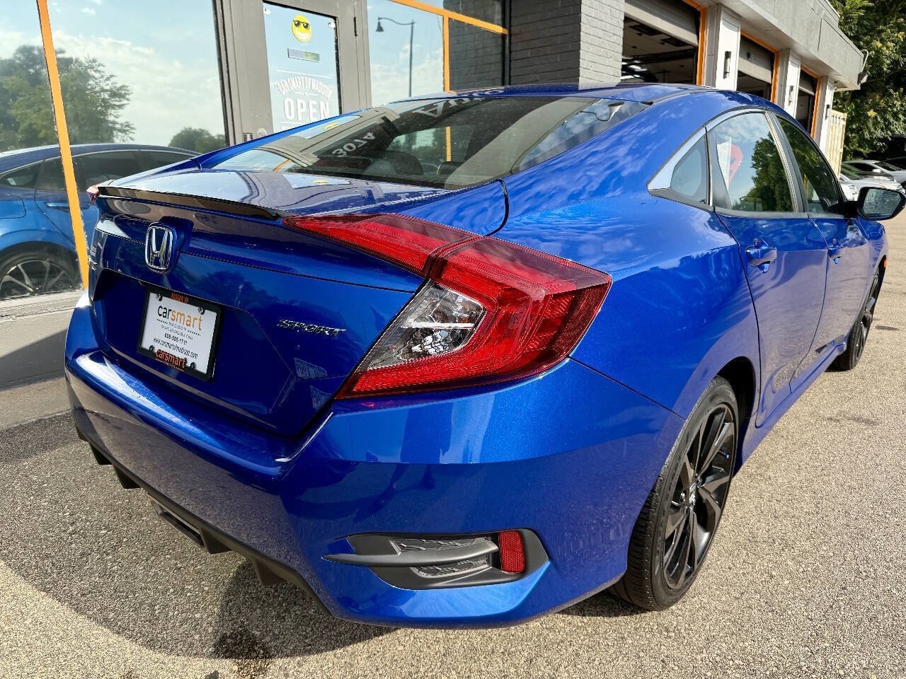 Used 2019 Honda Civic Sport image 8