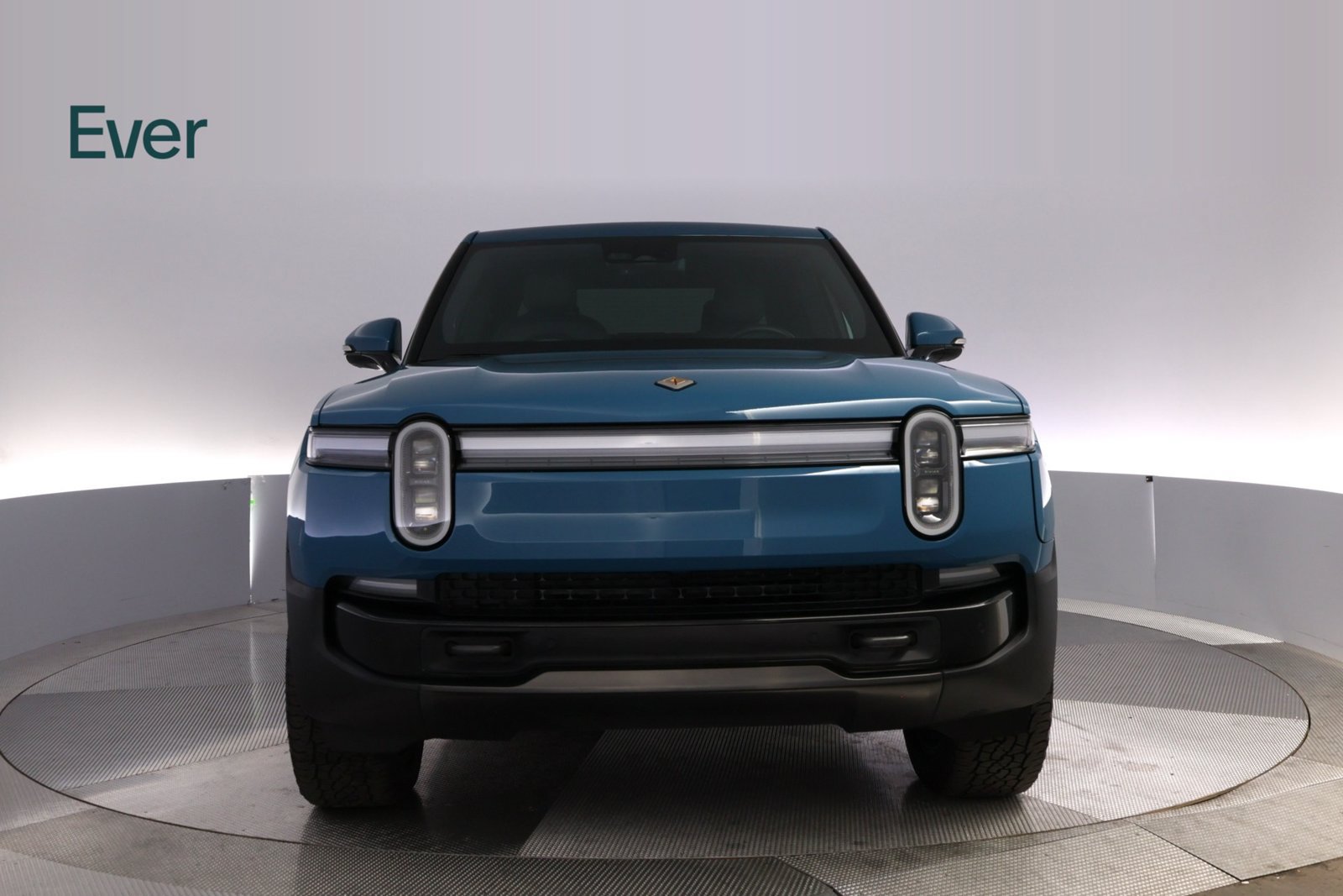 Used 2025 Rivian R1T Adventure Dual AWD/4WD image 12