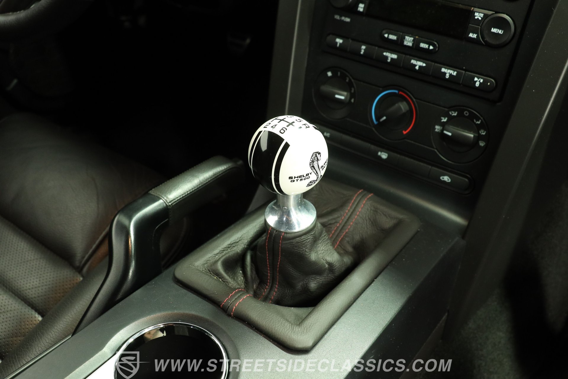 Used 2007 Ford Mustang Shelby GT500 RWD image 40