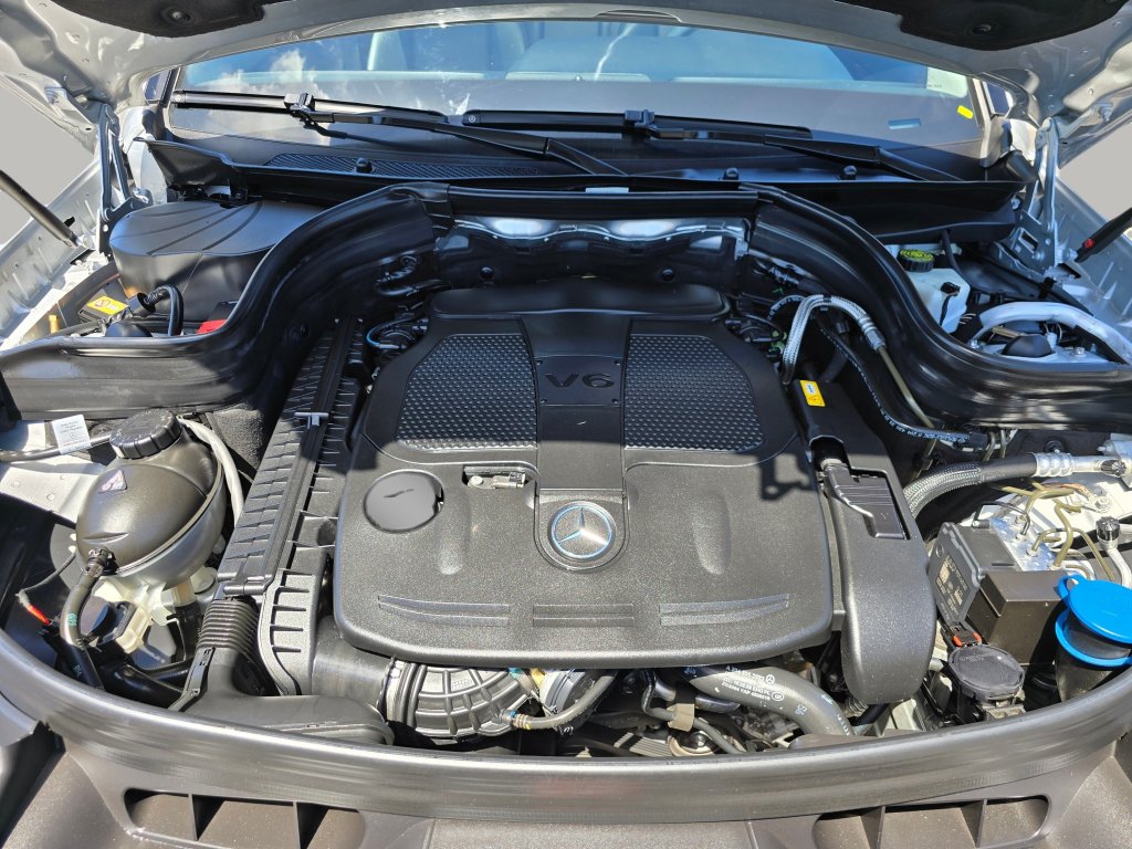Used 2013 Mercedes-Benz GLK 350 4MATIC image 21