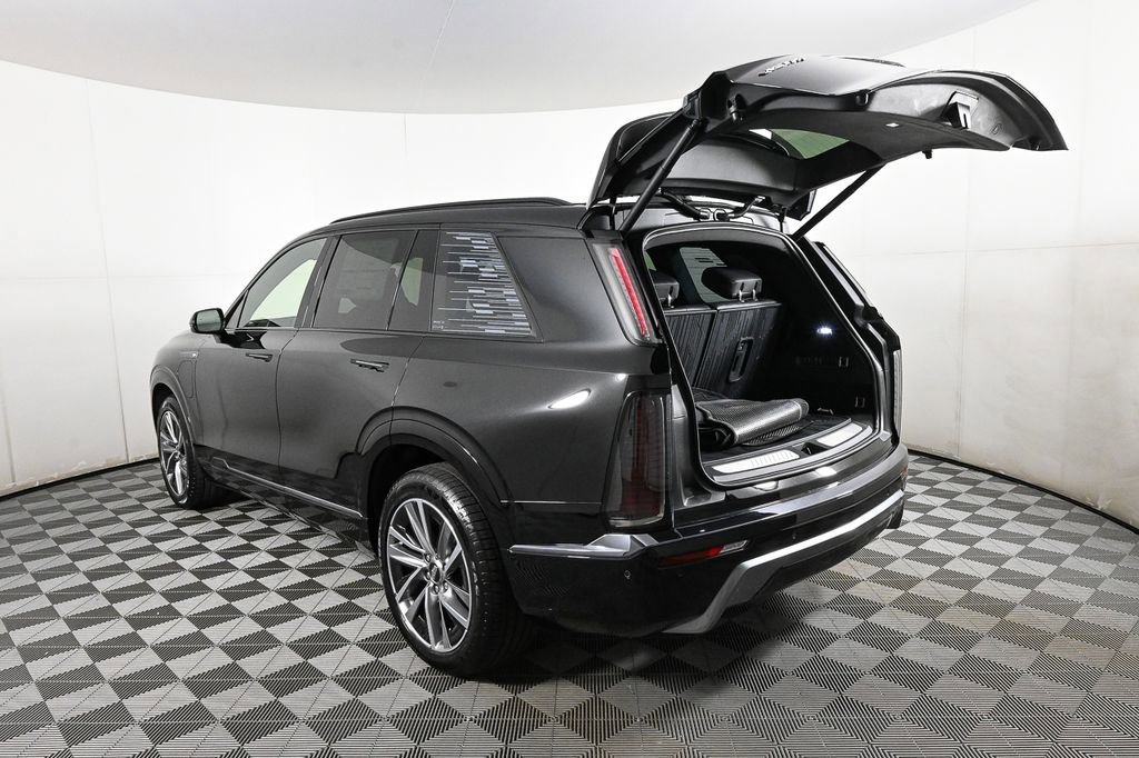 New 2026 Cadillac Vistiq Sport w/ LPO, Floor Liner Package image 34