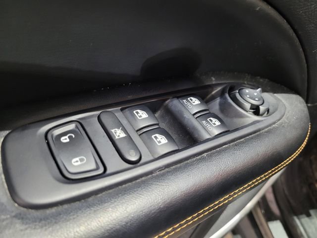 Used 2019 Jeep Compass Limited image 40