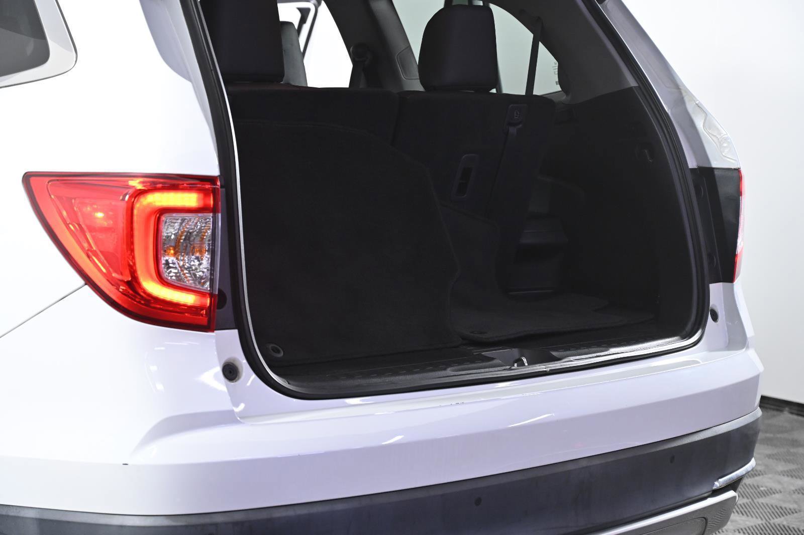 Used 2020 Honda Pilot Touring image 38