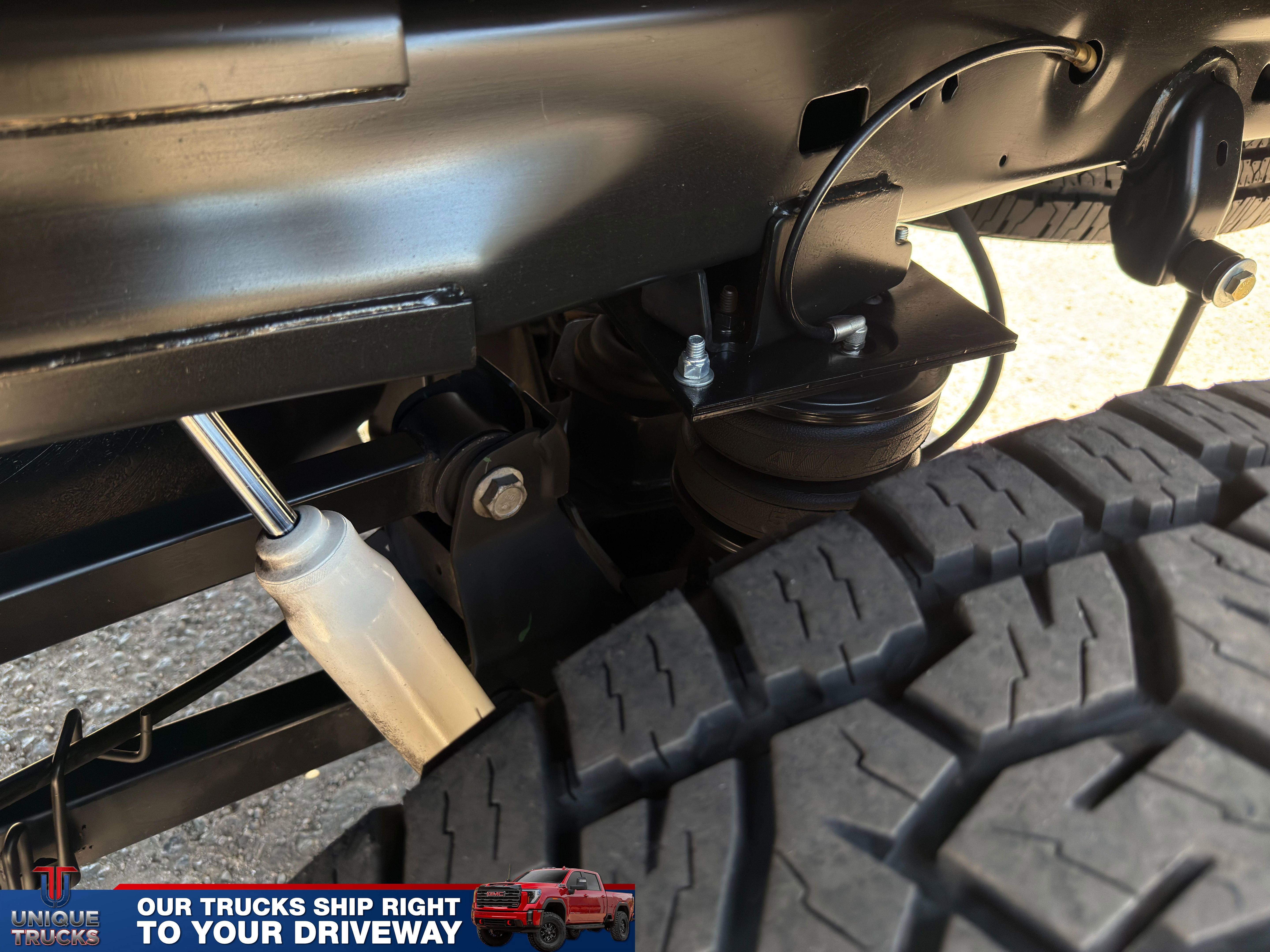 Used 2018 RAM 2500 Laramie w/ Sport Appearance Group AWD/4WD image 8