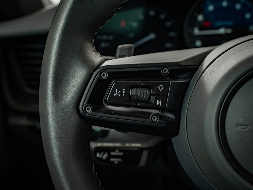 Certified 2022 Porsche 911 Targa 4 GTS image 43