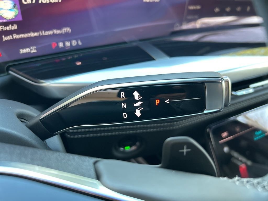 Used 2026 Cadillac Escalade Sport image 8