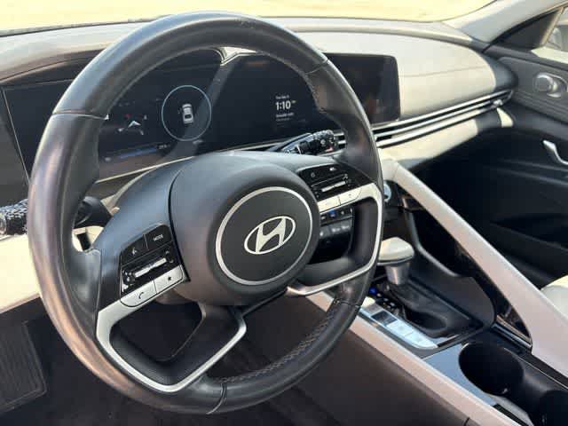 Used 2024 Hyundai Elantra Limited FWD image 10