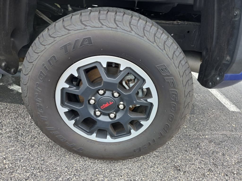 Used 2024 Toyota Tacoma TRD Off-Road AWD/4WD image 16