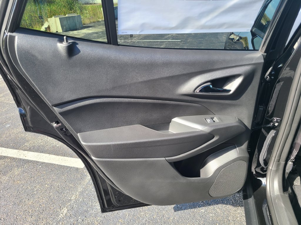 New 2026 Chevrolet Trax ACTIV w/ Driver Confidence Package FWD image 16