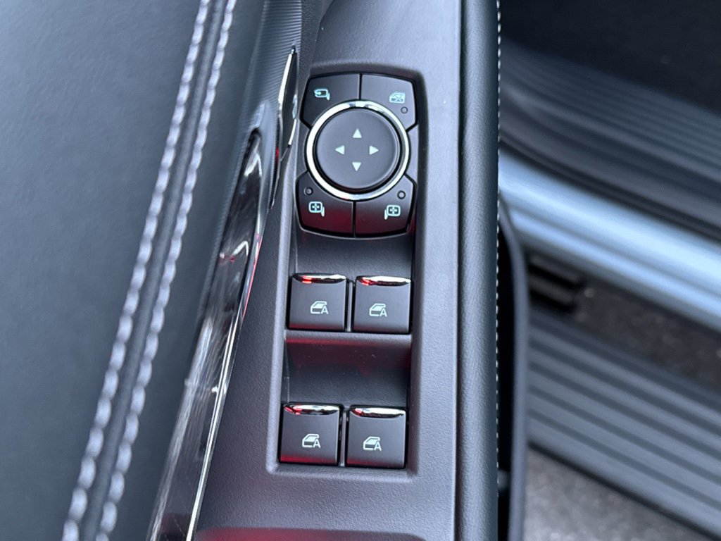 New 2025 Ford Expedition Max Platinum w/ Stealth Performance Package image 25