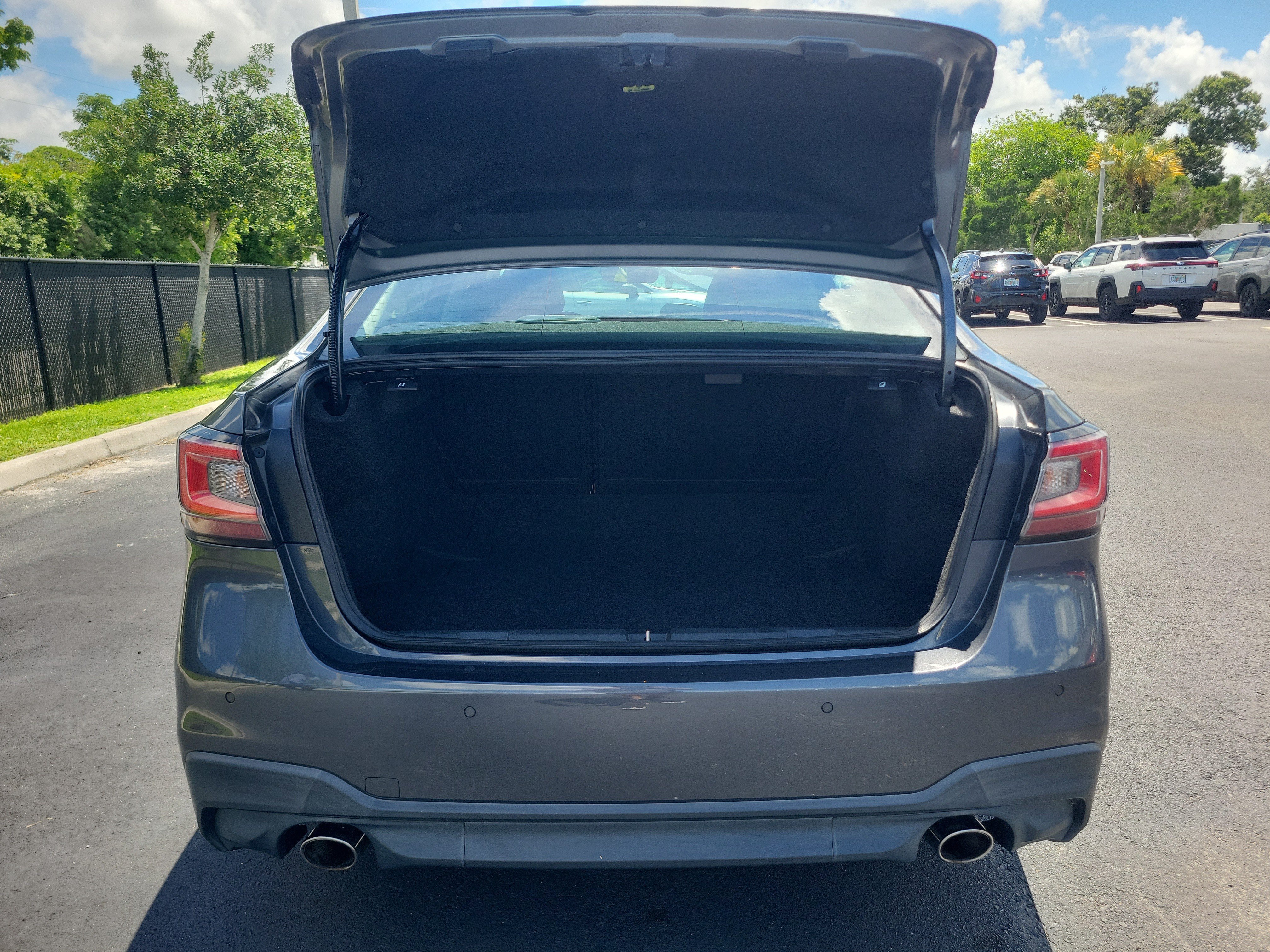 Used 2020 Subaru Legacy Touring XT AWD/4WD image 10