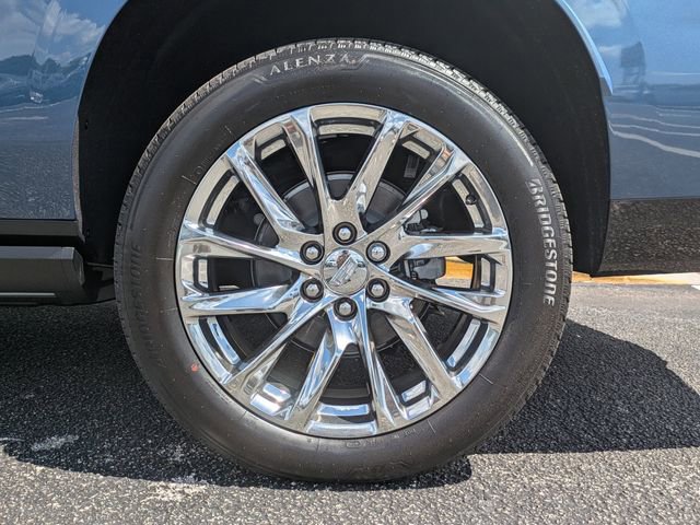 New 2026 Cadillac Escalade ESV Luxury w/ LPO, Radiant Package AWD/4WD image 13