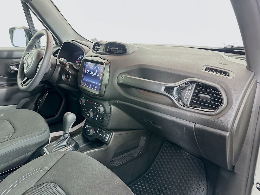 Used 2022 Jeep Renegade Altitude image 26