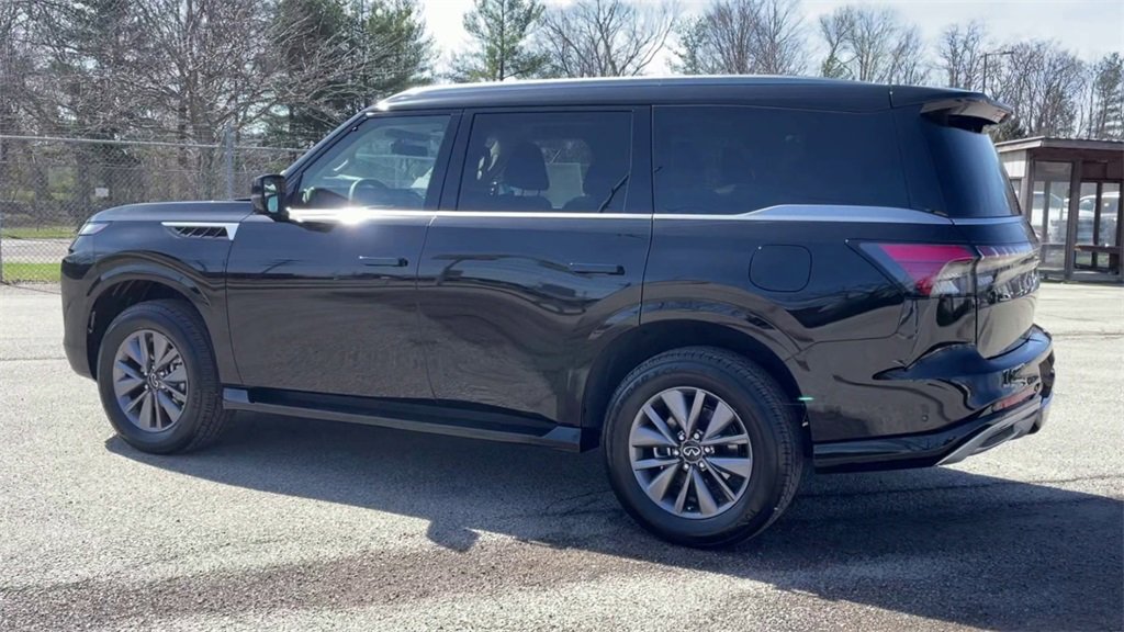 Used 2025 INFINITI QX80 Pure image 6