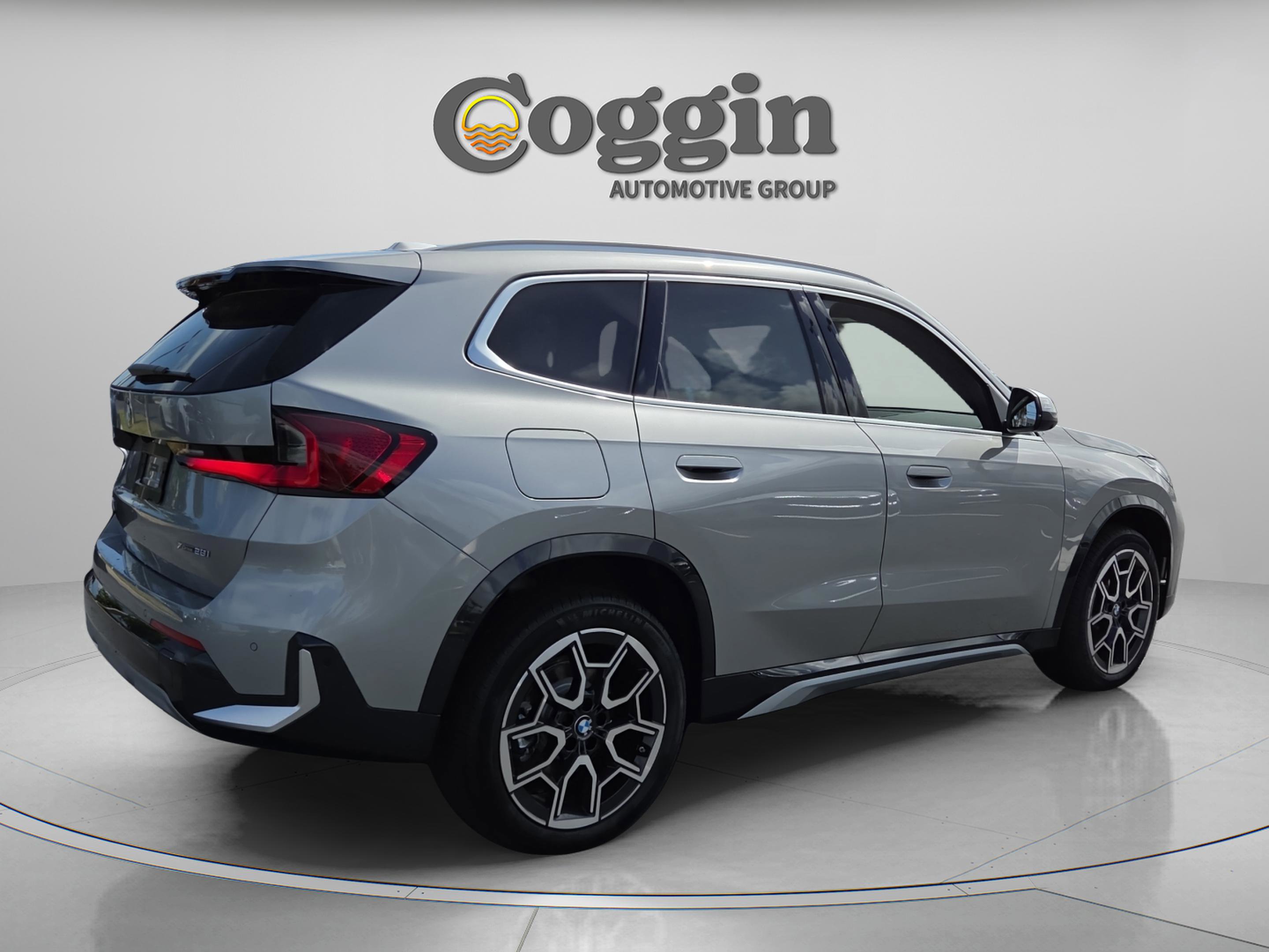 New 2026 BMW X1 xDrive28i w/ Technology Package AWD/4WD image 6