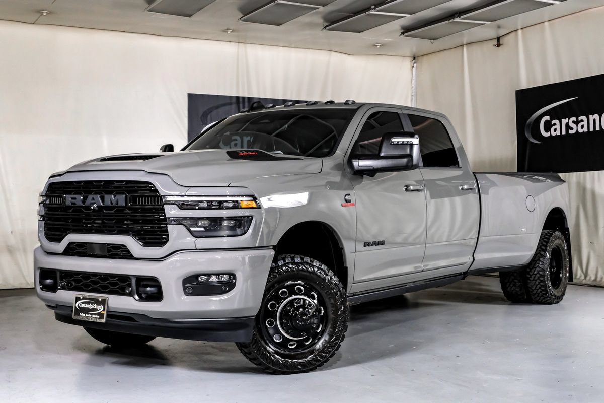 Used 2026 RAM 3500 Laramie AWD/4WD image 4