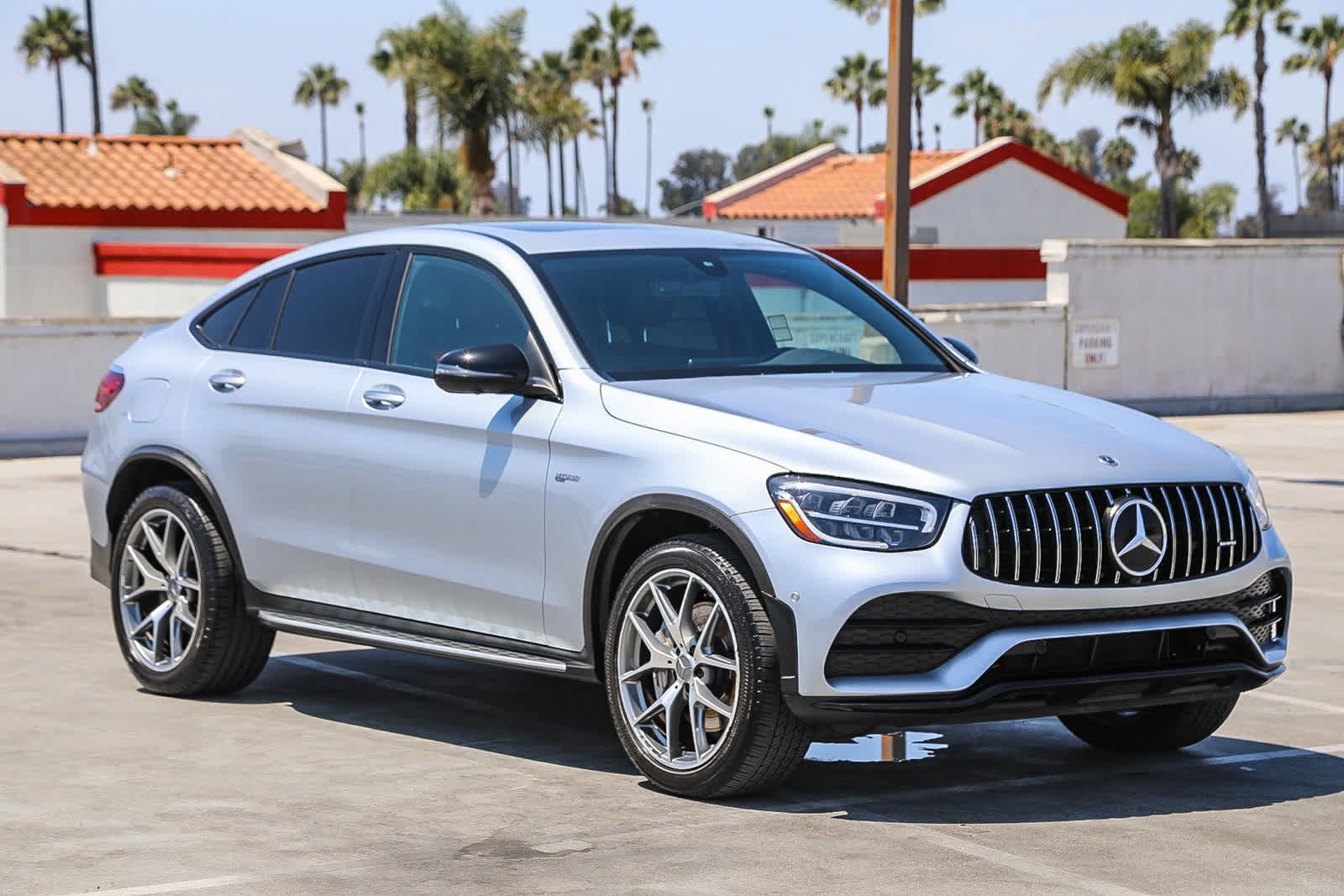 Used 2021 Mercedes-Benz GLC 43 AMG 4MATIC Coupe image 4
