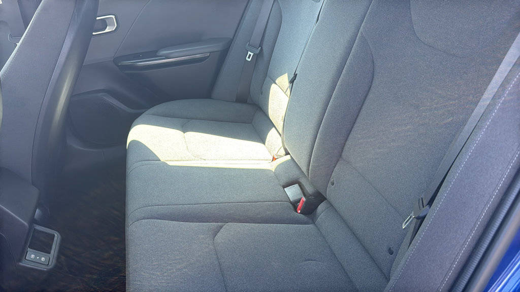 Used 2025 Kia K4 FWD image 32