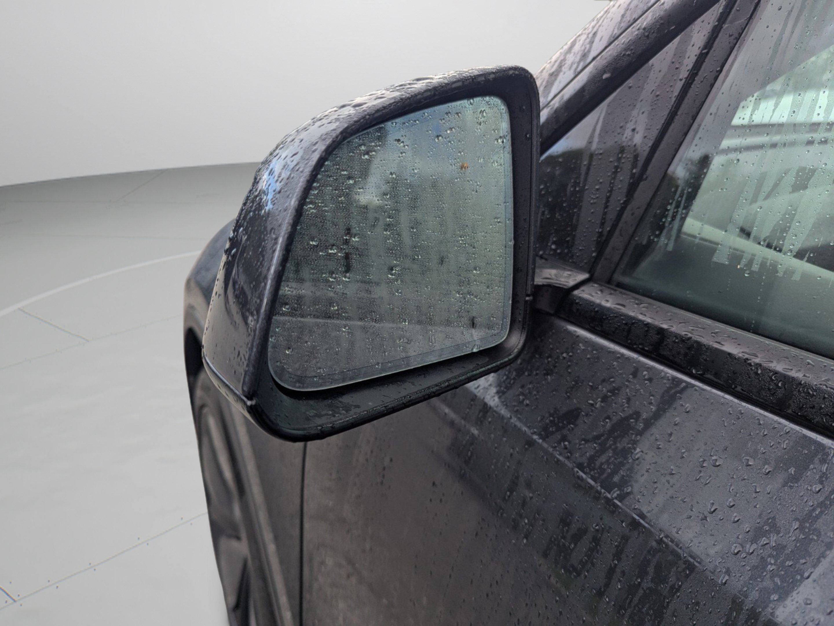 Used 2026 Tesla Model Y Long Range AWD/4WD image 40