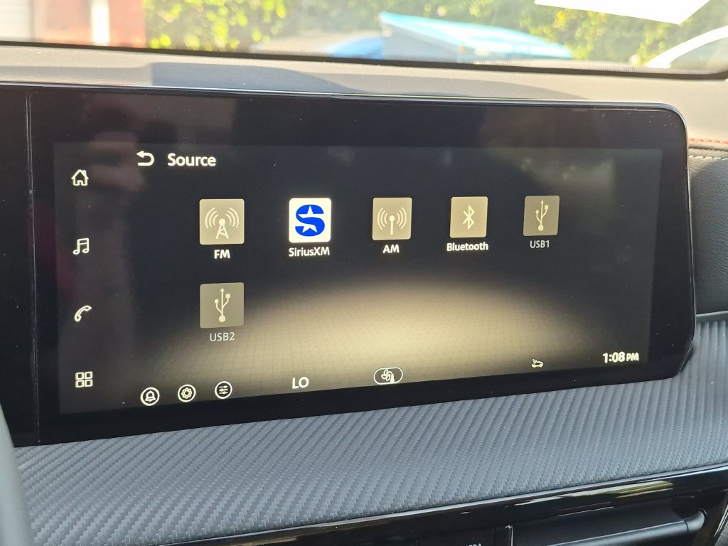 New 2026 Nissan Kicks SR FWD image 21